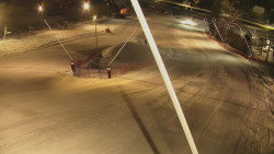 Spodní část sjezdovky skiareálu Karolinka