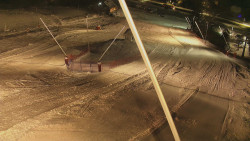 Spodní část sjezdovky skiareálu Karolinka