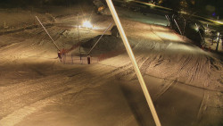 Spodní část sjezdovky skiareálu Karolinka