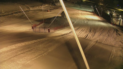 Spodní část sjezdovky skiareálu Karolinka