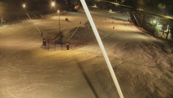 Spodní část sjezdovky skiareálu Karolinka