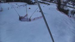 Spodní část sjezdovky skiareálu Karolinka