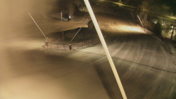 Spodní část sjezdovky skiareálu Karolinka