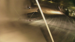 Spodní část sjezdovky skiareálu Karolinka