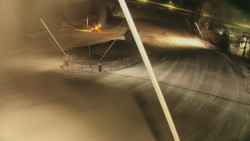 Spodní část sjezdovky skiareálu Karolinka