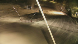 Spodní část sjezdovky skiareálu Karolinka