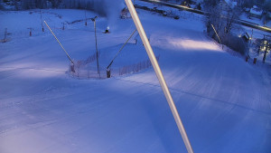 Skiareál Karolinka - Spodní část sjezdovky skiareálu Karolinka - 5.1.2026 v 07:15 Skiareál Karolinka - Spodní část sjezdovky skiareálu Karolinka - 5.1.2026 v 07:15