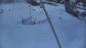 Skiareál Karolinka - Spodní část sjezdovky skiareálu Karolinka - 5.1.2026 v 08:45 Skiareál Karolinka - Spodní část sjezdovky skiareálu Karolinka - 5.1.2026 v 08:45