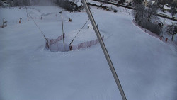 Spodní část sjezdovky skiareálu Karolinka