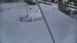 Spodní část sjezdovky skiareálu Karolinka