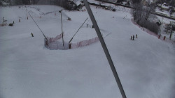 Spodní část sjezdovky skiareálu Karolinka