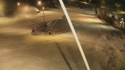 Spodní část sjezdovky skiareálu Karolinka