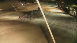 Spodní část sjezdovky skiareálu Karolinka