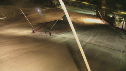 Spodní část sjezdovky skiareálu Karolinka