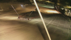 Spodní část sjezdovky skiareálu Karolinka