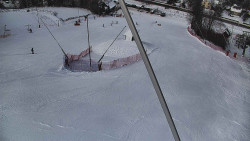 Spodní část sjezdovky skiareálu Karolinka