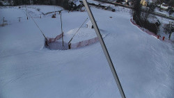 Spodní část sjezdovky skiareálu Karolinka