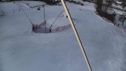 Spodní část sjezdovky skiareálu Karolinka