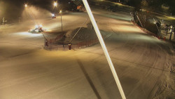 Spodní část sjezdovky skiareálu Karolinka