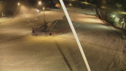 Spodní část sjezdovky skiareálu Karolinka