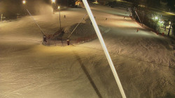 Spodní část sjezdovky skiareálu Karolinka