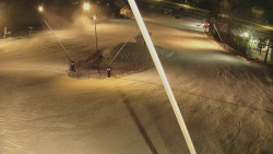 Spodní část sjezdovky skiareálu Karolinka