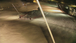 Spodní část sjezdovky skiareálu Karolinka