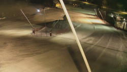 Spodní část sjezdovky skiareálu Karolinka