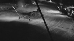 Spodní část sjezdovky skiareálu Karolinka