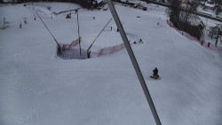 Spodní část sjezdovky skiareálu Karolinka