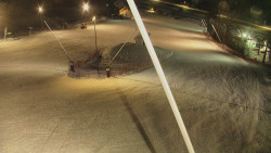 Spodní část sjezdovky skiareálu Karolinka