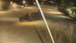 Spodní část sjezdovky skiareálu Karolinka