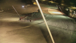 Spodní část sjezdovky skiareálu Karolinka