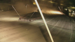 Spodní část sjezdovky skiareálu Karolinka