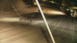 Spodní část sjezdovky skiareálu Karolinka