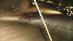 Spodní část sjezdovky skiareálu Karolinka