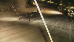 Spodní část sjezdovky skiareálu Karolinka