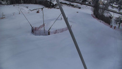 Spodní část sjezdovky skiareálu Karolinka