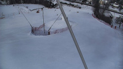 Spodní část sjezdovky skiareálu Karolinka