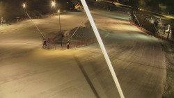 Spodní část sjezdovky skiareálu Karolinka