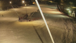 Spodní část sjezdovky skiareálu Karolinka