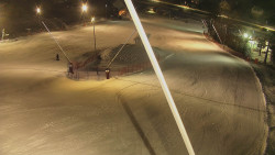 Spodní část sjezdovky skiareálu Karolinka