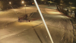 Spodní část sjezdovky skiareálu Karolinka