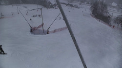 Spodní část sjezdovky skiareálu Karolinka