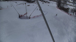 Spodní část sjezdovky skiareálu Karolinka