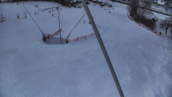 Spodní část sjezdovky skiareálu Karolinka