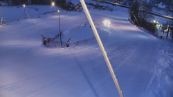 Spodní část sjezdovky skiareálu Karolinka