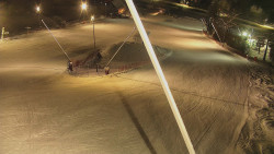 Spodní část sjezdovky skiareálu Karolinka