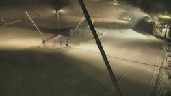 Spodní část sjezdovky skiareálu Karolinka