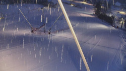 Spodní část sjezdovky skiareálu Karolinka